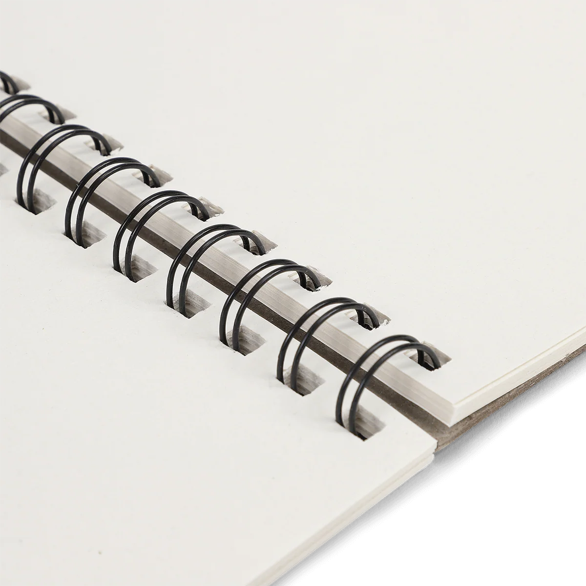 50 Sayfalı Spiralli Eskiz Defteri 29,7 cm x 21 cm - Image 3